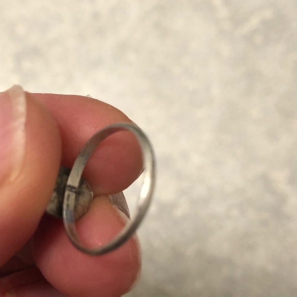 Petite Vintage turquoise and sterling ring - Picture 6 of 6